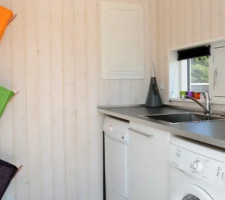 Three-bedroom Holiday In 49 Casa vacanze